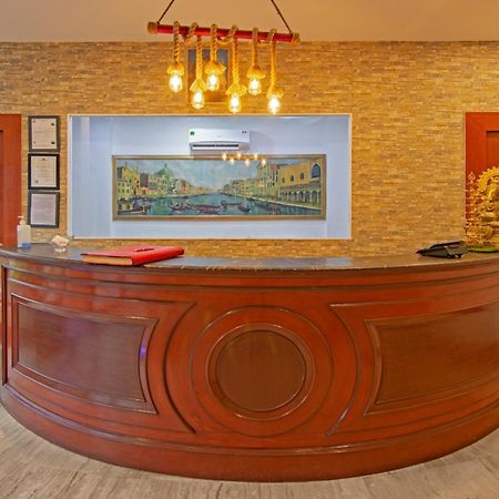 Treebo Corporate Park Hotel New Delhi Exterior foto