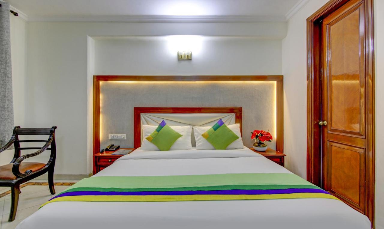 Treebo Corporate Park Hotel New Delhi Exterior foto