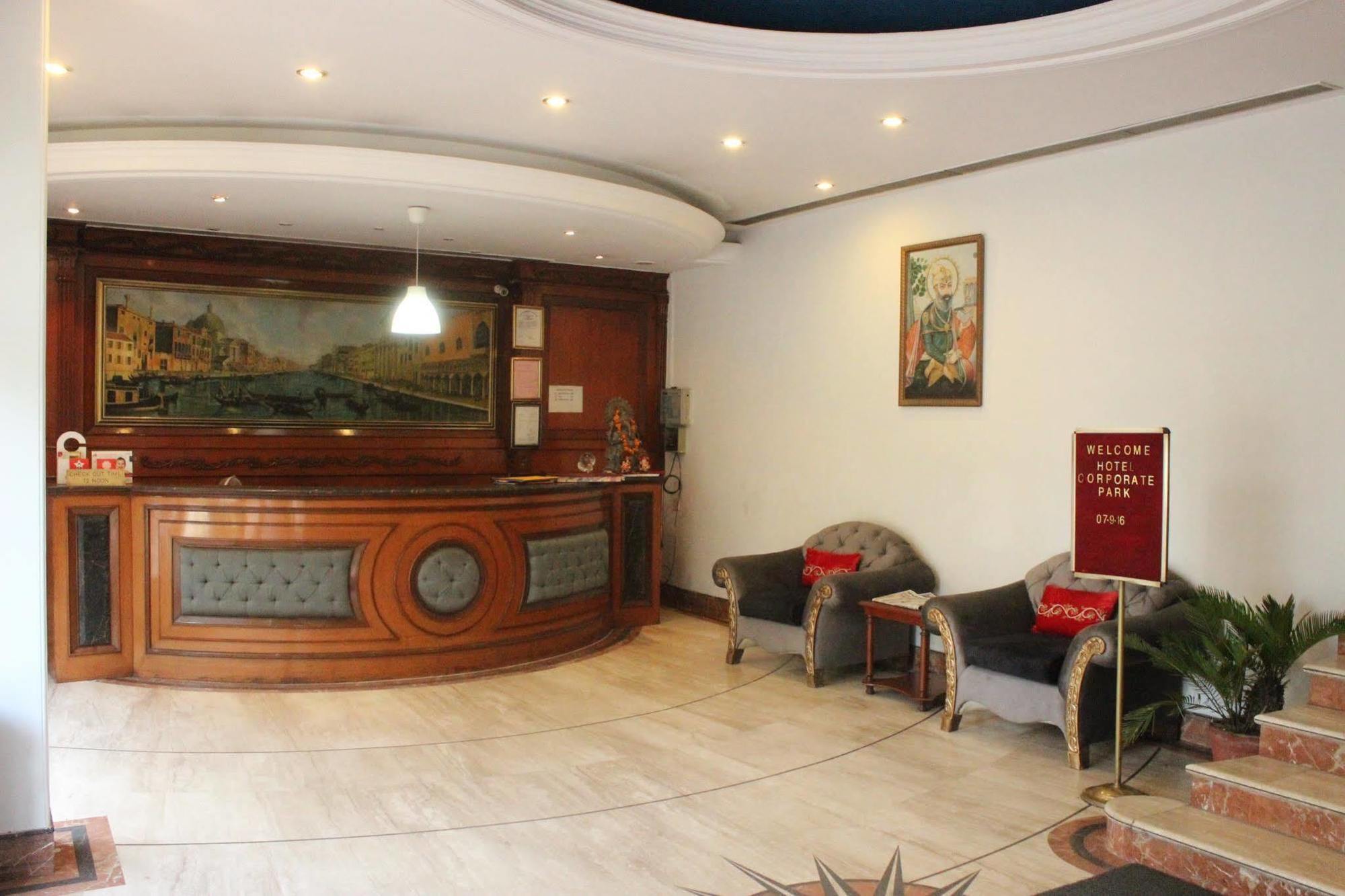 Treebo Corporate Park Hotel New Delhi Exterior foto
